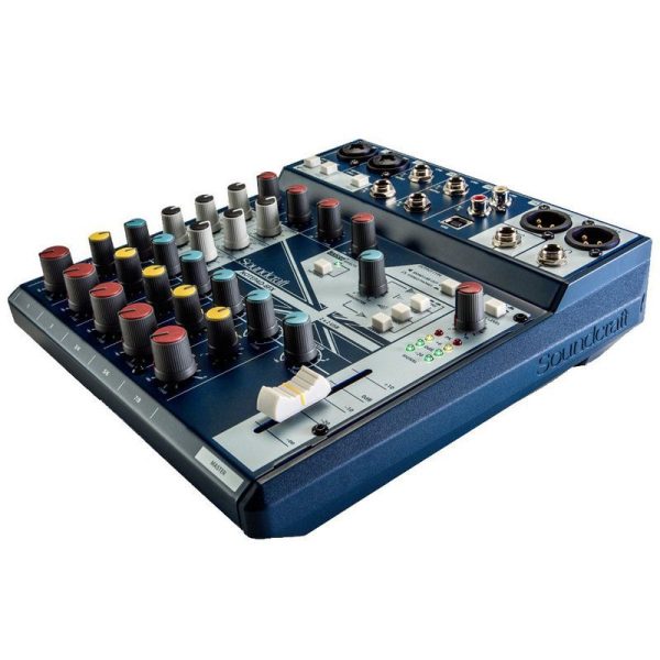 consola con interfaz soundcraft notepad 8fx